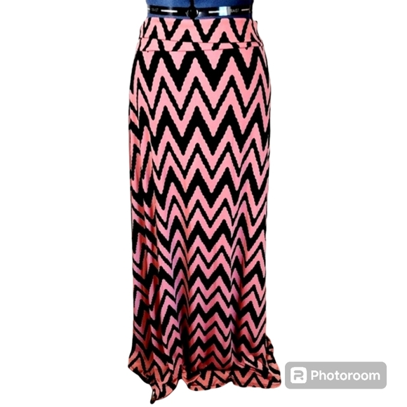 lock&love Dresses & Skirts - Maxi skirt Women's long black pink chevron stripes XXL Lock&Love